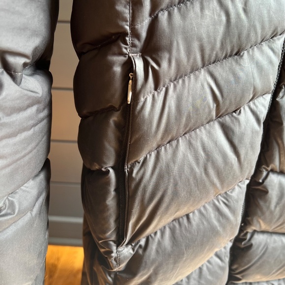 Marmot Montreal Jacket Women in Black - Picture 14 of 14